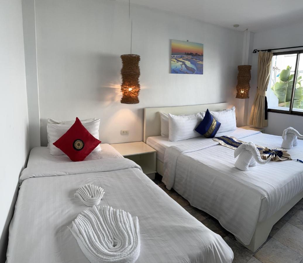 Istanbul Boutique Hotel Patong Екстериор снимка