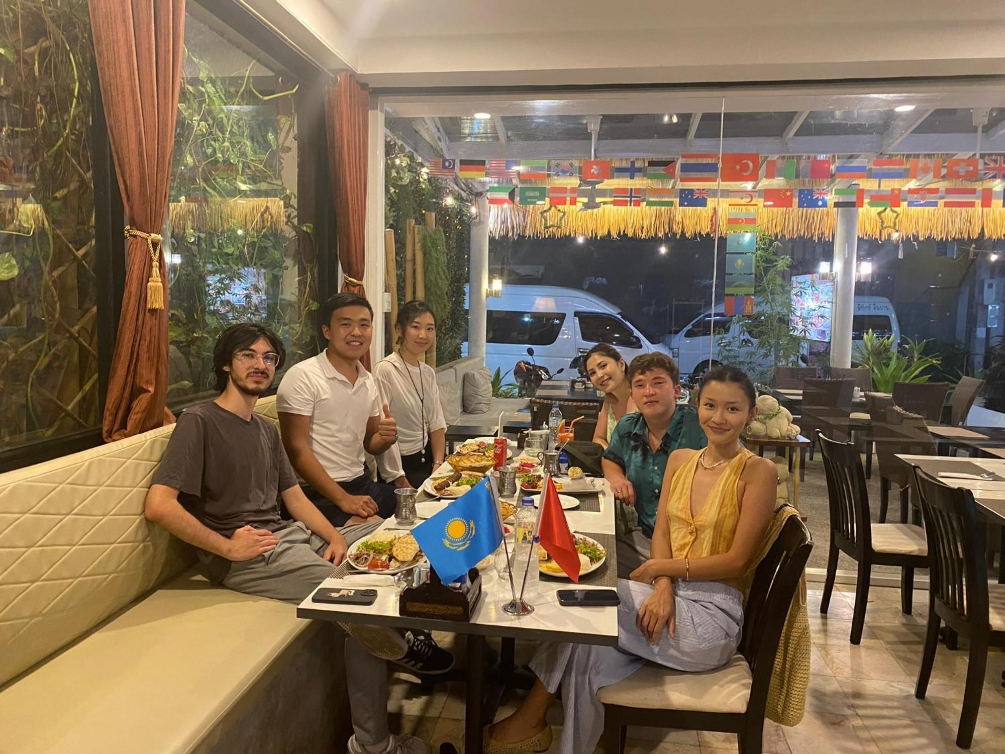 Istanbul Boutique Hotel Patong Екстериор снимка