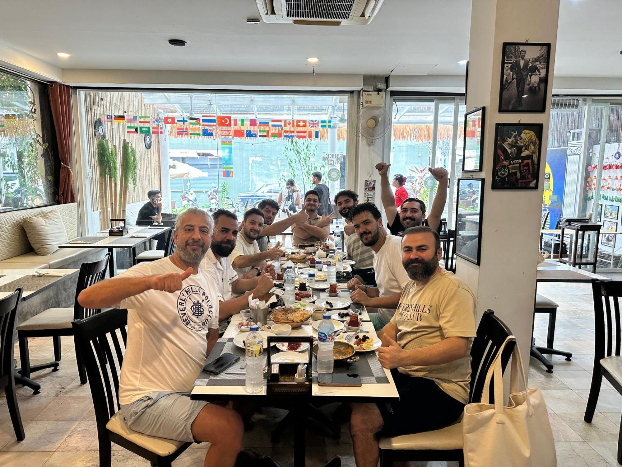 Istanbul Boutique Hotel Patong Екстериор снимка